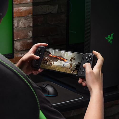 Razer Kishi V2 Universal Gaming Controller For iPhone