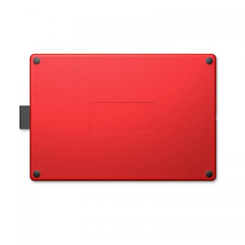 One by Wacom Medium (Black/Red)