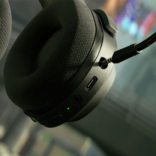 Razer Barracuda X (2022) Wireless Gaming Headset (Black)