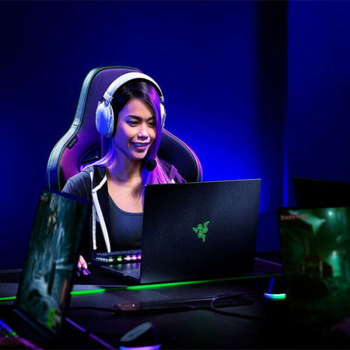 Razer BlackShark V2 Pro 2023 Edition Wireless Gaming Headset (White)