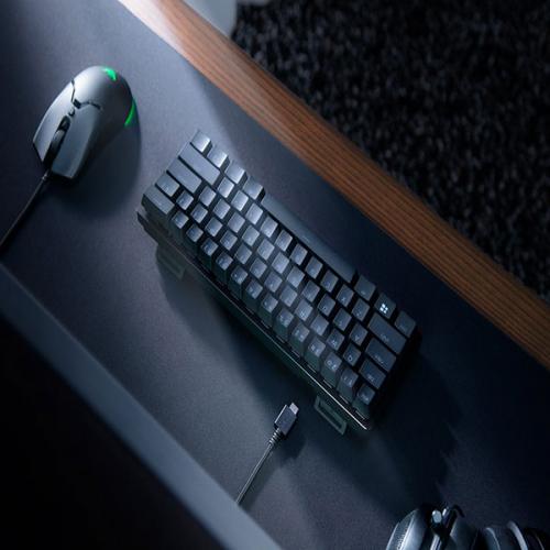 Razer Huntsman Mini Gaming Keyboard Clicky Optical Purple Switches (Black)